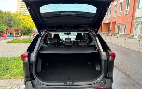 Toyota RAV4, 2020 год, 3 100 000 рублей, 12 фотография