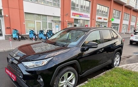 Toyota RAV4, 2020 год, 3 100 000 рублей, 9 фотография