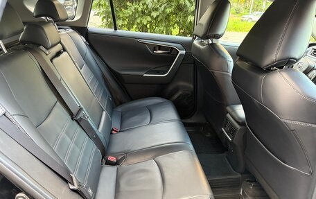 Toyota RAV4, 2020 год, 3 100 000 рублей, 25 фотография