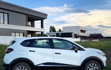 Renault Kaptur I рестайлинг, 2018 год, 1 390 000 рублей, 3 фотография
