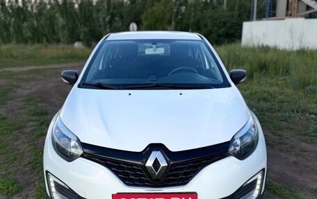 Renault Kaptur I рестайлинг, 2018 год, 1 390 000 рублей, 2 фотография