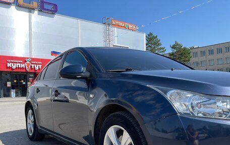 Chevrolet Cruze II, 2011 год, 850 000 рублей, 5 фотография