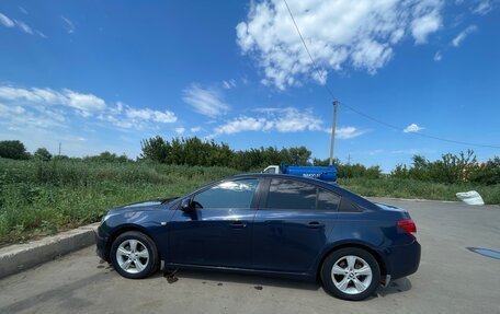 Chevrolet Cruze II, 2011 год, 850 000 рублей, 2 фотография