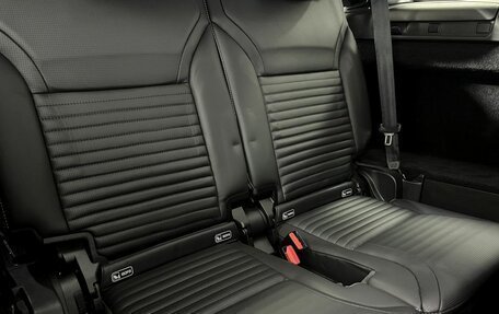 Land Rover Discovery IV, 2019 год, 4 000 000 рублей, 20 фотография