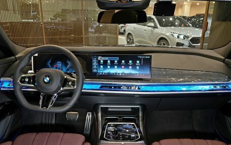 BMW 7 серия, 2026 год, 16 500 000 рублей, 13 фотография