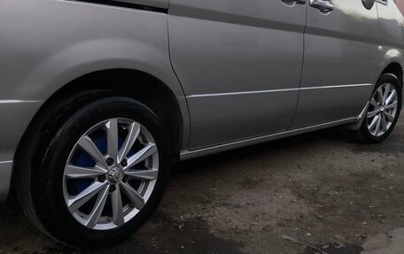 Nissan Serena II, 2002 год, 400 000 рублей, 4 фотография