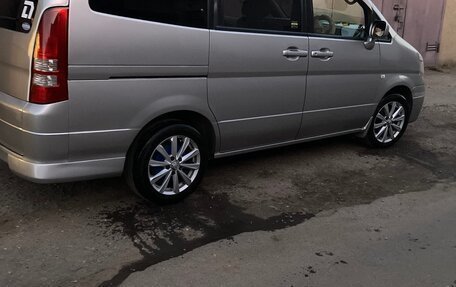Nissan Serena II, 2002 год, 400 000 рублей, 5 фотография