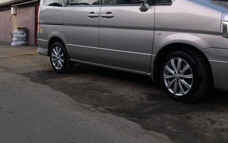 Nissan Serena II, 2002 год, 400 000 рублей, 3 фотография