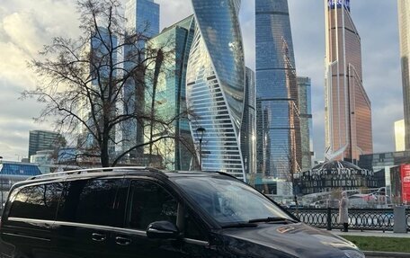 Mercedes-Benz V-Класс, 2021 год, 6 250 000 рублей, 1 фотография