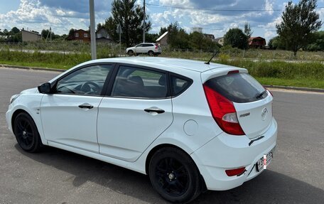 Hyundai Solaris II рестайлинг, 2012 год, 830 000 рублей, 4 фотография