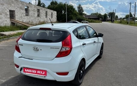 Hyundai Solaris II рестайлинг, 2012 год, 830 000 рублей, 3 фотография