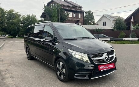 Mercedes-Benz V-Класс, 2021 год, 6 250 000 рублей, 6 фотография