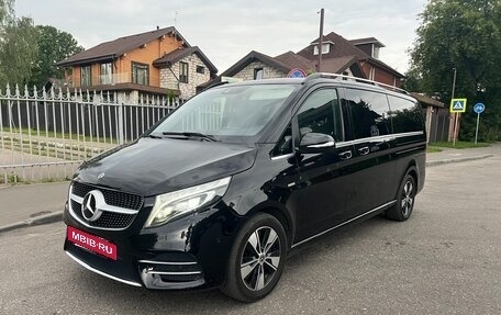 Mercedes-Benz V-Класс, 2021 год, 6 250 000 рублей, 4 фотография