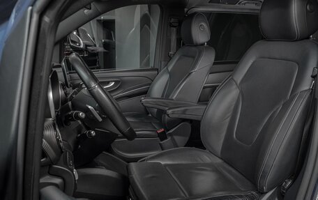 Mercedes-Benz V-Класс, 2022 год, 6 800 000 рублей, 13 фотография