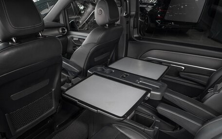 Mercedes-Benz V-Класс, 2022 год, 6 800 000 рублей, 20 фотография