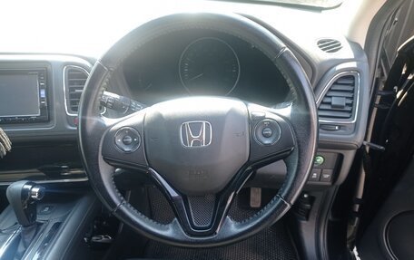 Honda Vezel, 2015 год, 1 690 000 рублей, 14 фотография