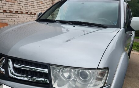 Mitsubishi Pajero Sport II рестайлинг, 2013 год, 1 750 000 рублей, 8 фотография