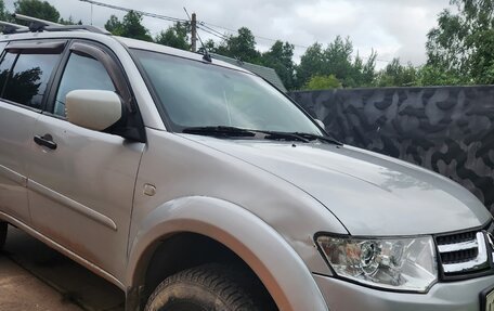 Mitsubishi Pajero Sport II рестайлинг, 2013 год, 1 750 000 рублей, 7 фотография