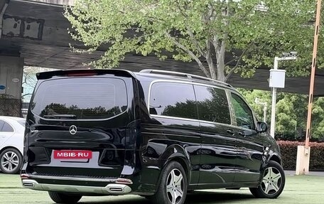 Mercedes-Benz Vito, 2024 год, 6 387 000 рублей, 4 фотография