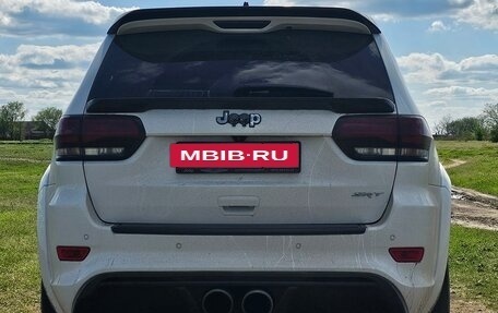 Jeep Grand Cherokee, 2013 год, 5 500 000 рублей, 23 фотография