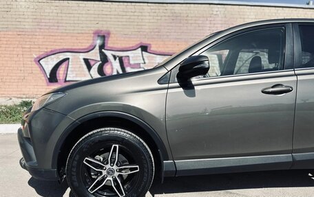 Toyota RAV4, 2016 год, 1 799 999 рублей, 4 фотография