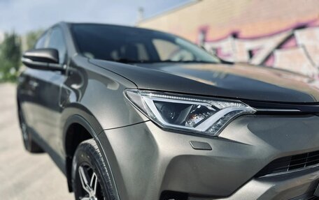 Toyota RAV4, 2016 год, 1 799 999 рублей, 14 фотография