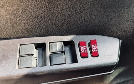 Toyota RAV4, 2016 год, 1 799 999 рублей, 17 фотография