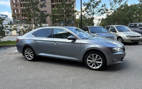 Skoda Superb III рестайлинг, 2019 год, 1 700 000 рублей, 3 фотография