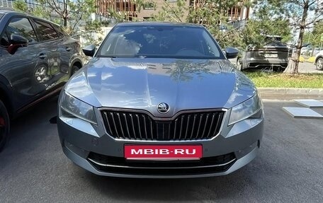 Skoda Superb III рестайлинг, 2019 год, 1 700 000 рублей, 4 фотография