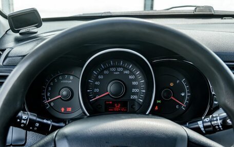 KIA Rio III рестайлинг, 2013 год, 750 000 рублей, 17 фотография