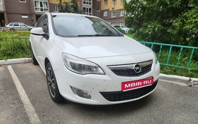Opel Astra J, 2011 год, 580 000 рублей, 1 фотография