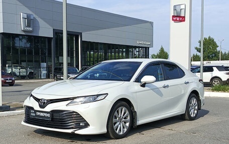 Toyota Camry, 2019 год, 2 790 000 рублей, 1 фотография