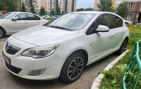 Opel Astra J, 2011 год, 580 000 рублей, 4 фотография