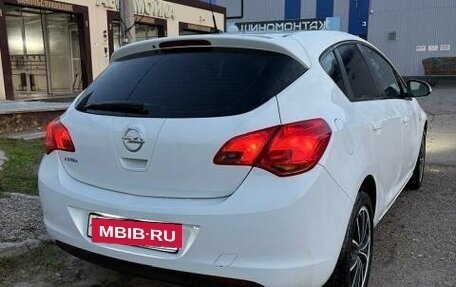 Opel Astra J, 2011 год, 580 000 рублей, 11 фотография