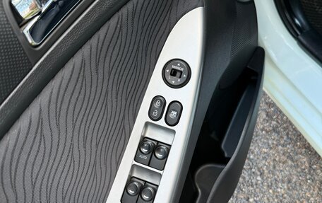 Hyundai Solaris II рестайлинг, 2013 год, 870 000 рублей, 12 фотография