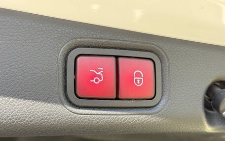 Mercedes-Benz E-Класс, 2021 год, 5 500 000 рублей, 12 фотография