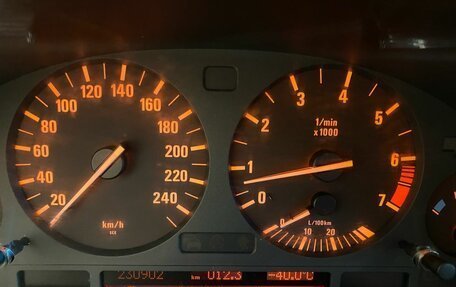 BMW 5 серия, 2002 год, 500 000 рублей, 15 фотография