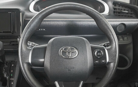 Toyota Sienta II, 2021 год, 1 349 000 рублей, 15 фотография