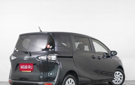 Toyota Sienta II, 2021 год, 1 349 000 рублей, 6 фотография