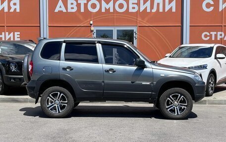 Chevrolet Niva I рестайлинг, 2012 год, 550 000 рублей, 4 фотография