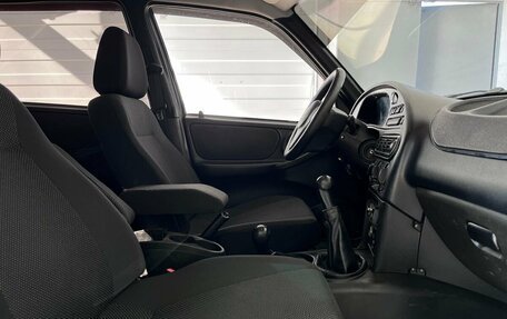 Chevrolet Niva I рестайлинг, 2012 год, 550 000 рублей, 15 фотография