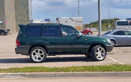 Toyota Land Cruiser 100 рестайлинг 2, 1999 год, 1 200 000 рублей, 5 фотография