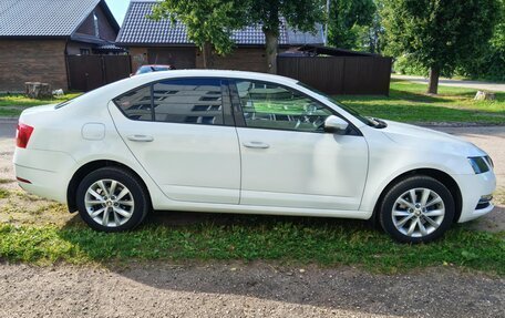 Skoda Octavia, 2018 год, 1 300 000 рублей, 5 фотография