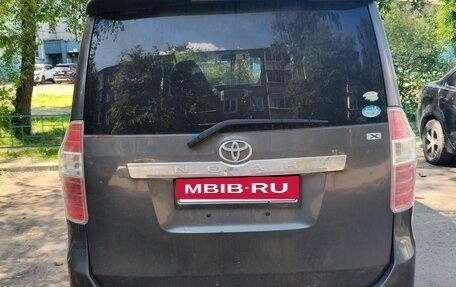 Toyota Noah III, 2008 год, 850 000 рублей, 3 фотография