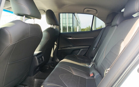 Toyota Camry, 2019 год, 2 790 000 рублей, 15 фотография