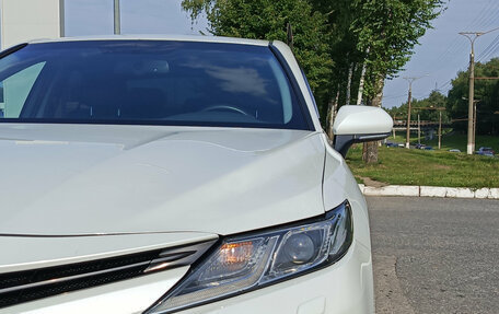 Toyota Camry, 2019 год, 2 790 000 рублей, 21 фотография