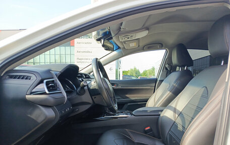 Toyota Camry, 2019 год, 2 790 000 рублей, 20 фотография