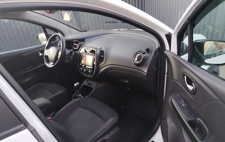 Renault Kaptur I рестайлинг, 2019 год, 1 330 000 рублей, 22 фотография