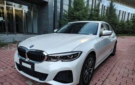 BMW 3 серия, 2022 год, 2 890 000 рублей, 1 фотография