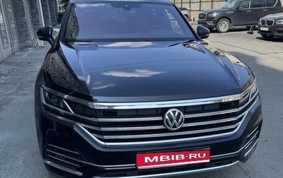 Volkswagen Touareg III, 2018 год, 4 290 000 рублей, 1 фотография